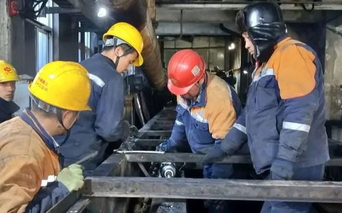 最美 敬業(yè)福 ,獻(xiàn)給春節(jié)堅(jiān)守崗位的建安人